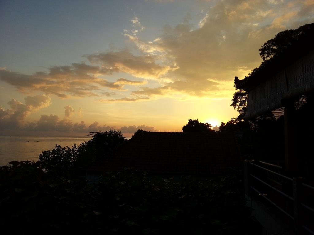 Tudes Homestay Amed  Exterior photo